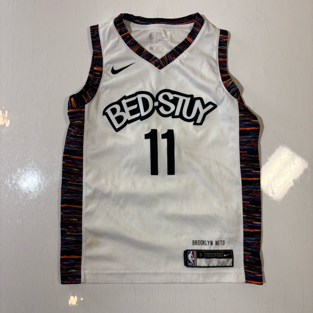 Nike Kids' Kyrie Irving  'Bed-Stuy' Brooklyn Nets #11 Basketball Jersey - Small